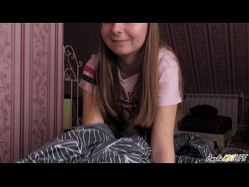 ❤️ Blondie thith thellë BFF-në e saj dhe merr spermë në gojën e saj ❤️ Porno tek ne